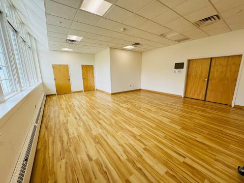 Point of Rocks Small Room